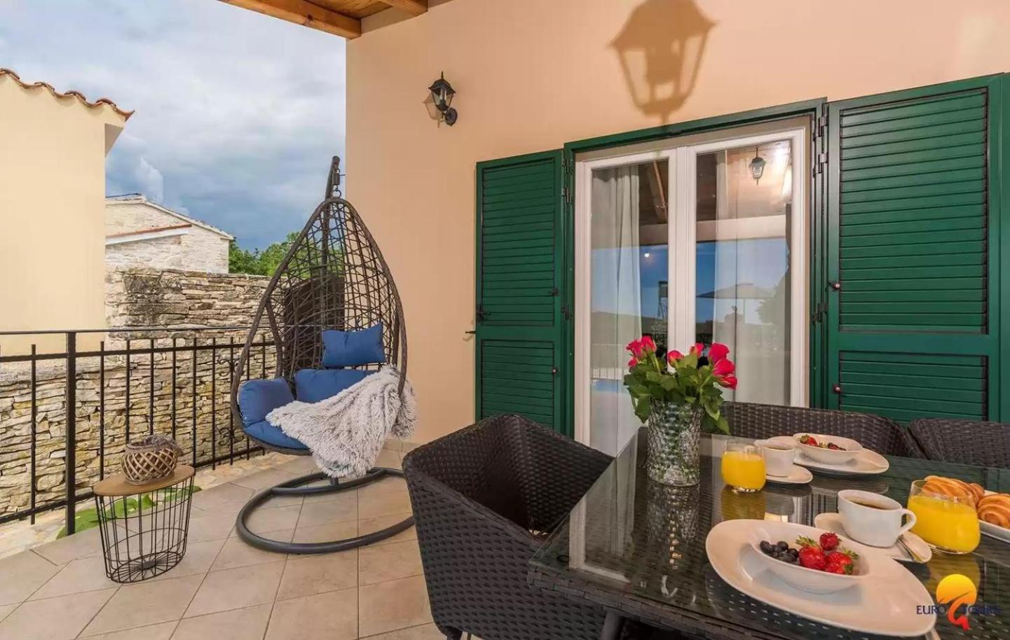 Villa Grguci Kanfanar Exteriör bild